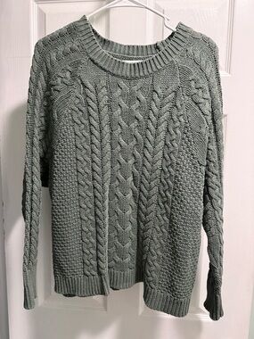 aerie Sage Green Cable Knit Pullover Sweater